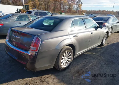 2014 Chrysler 300 from USA, damaged, VIN 2C3CCAAG7EH301572